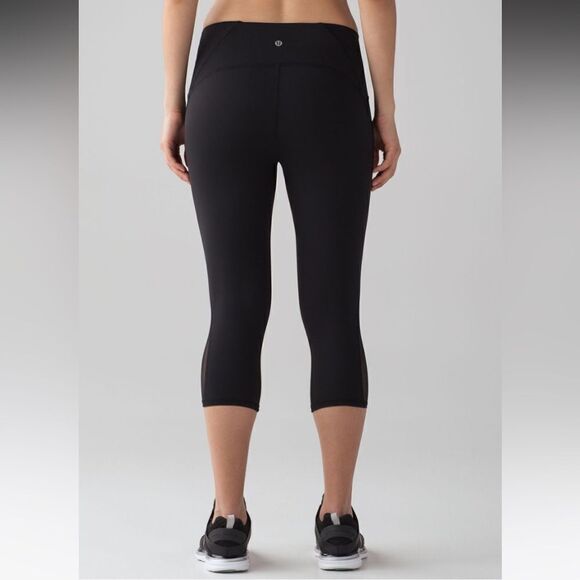 Lululemon Train Times Leggings Crop (17") Black Size 4 - Picture 3 of 16